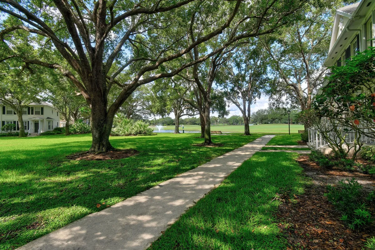 Charleston Court at Abacoa Residence photo 37