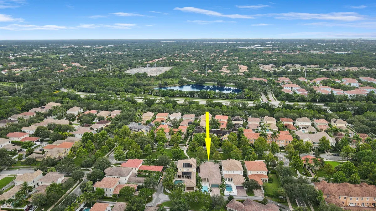 Canterbury Place Residence photo 46