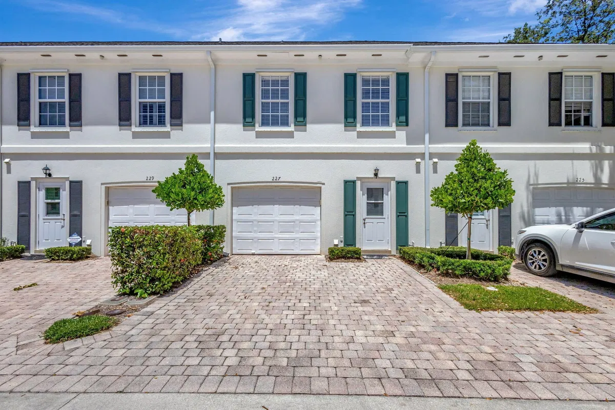 Charleston Court at Abacoa Residence photo 31