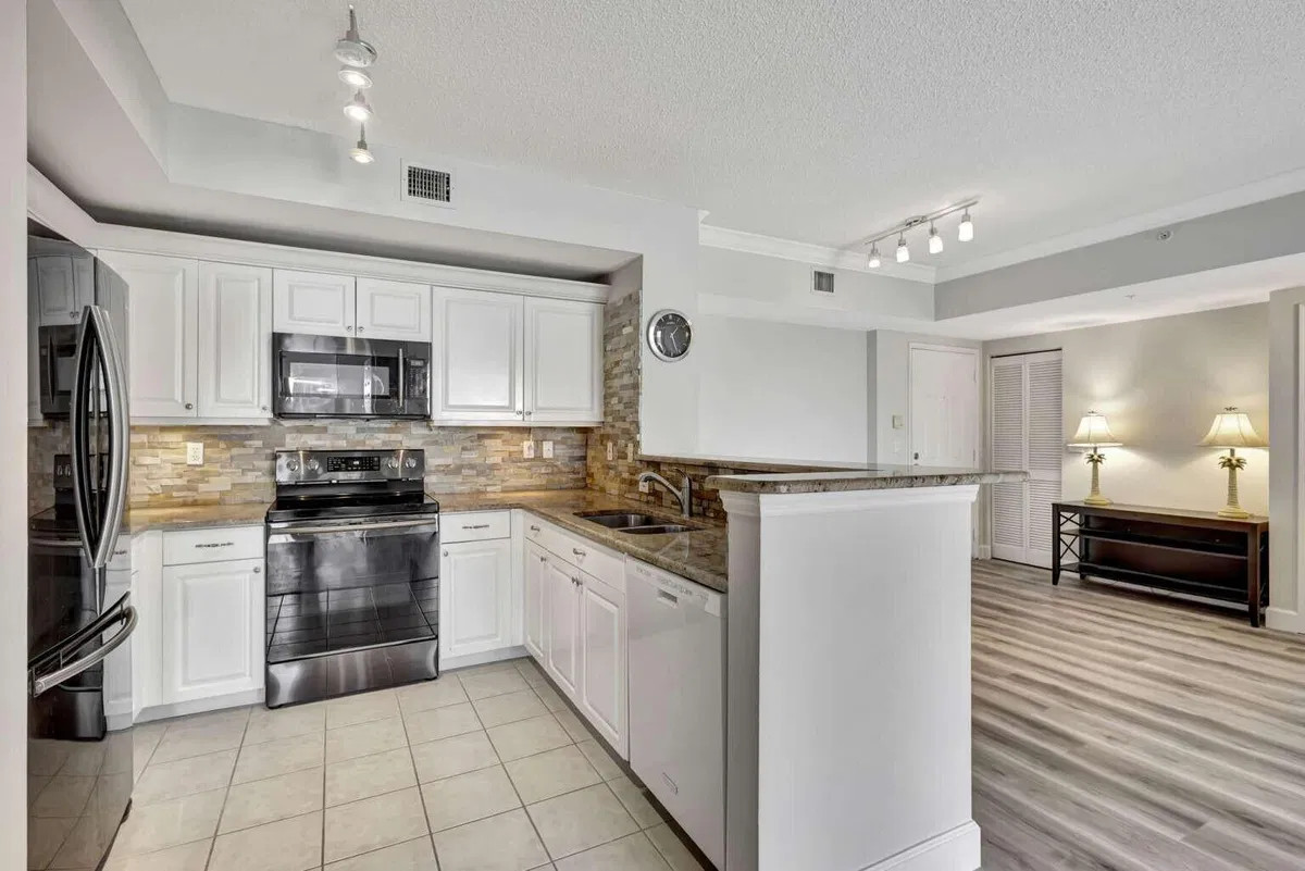 Courtyards in Cityplace Unit 507 photo 19