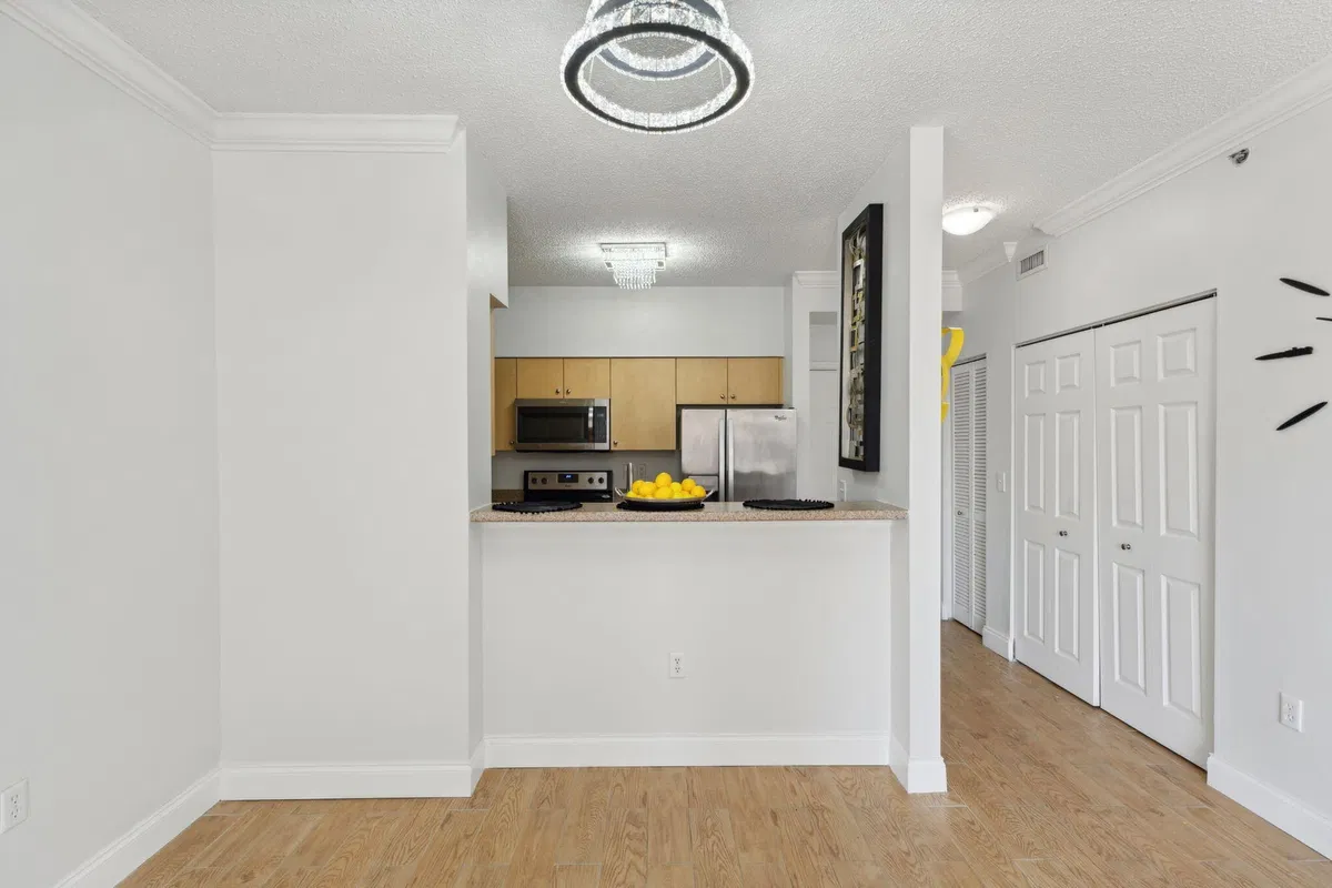 The Montecito Unit 311 photo 7