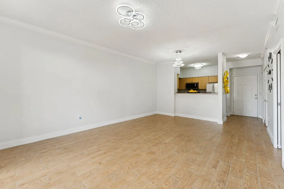 The Montecito Unit 311 photo 10