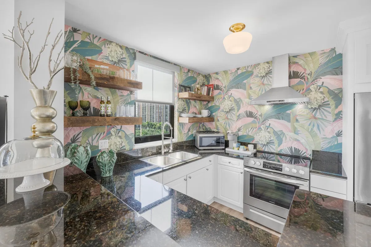 The Tower Condominium at Cityplace Unit 612 photo 10