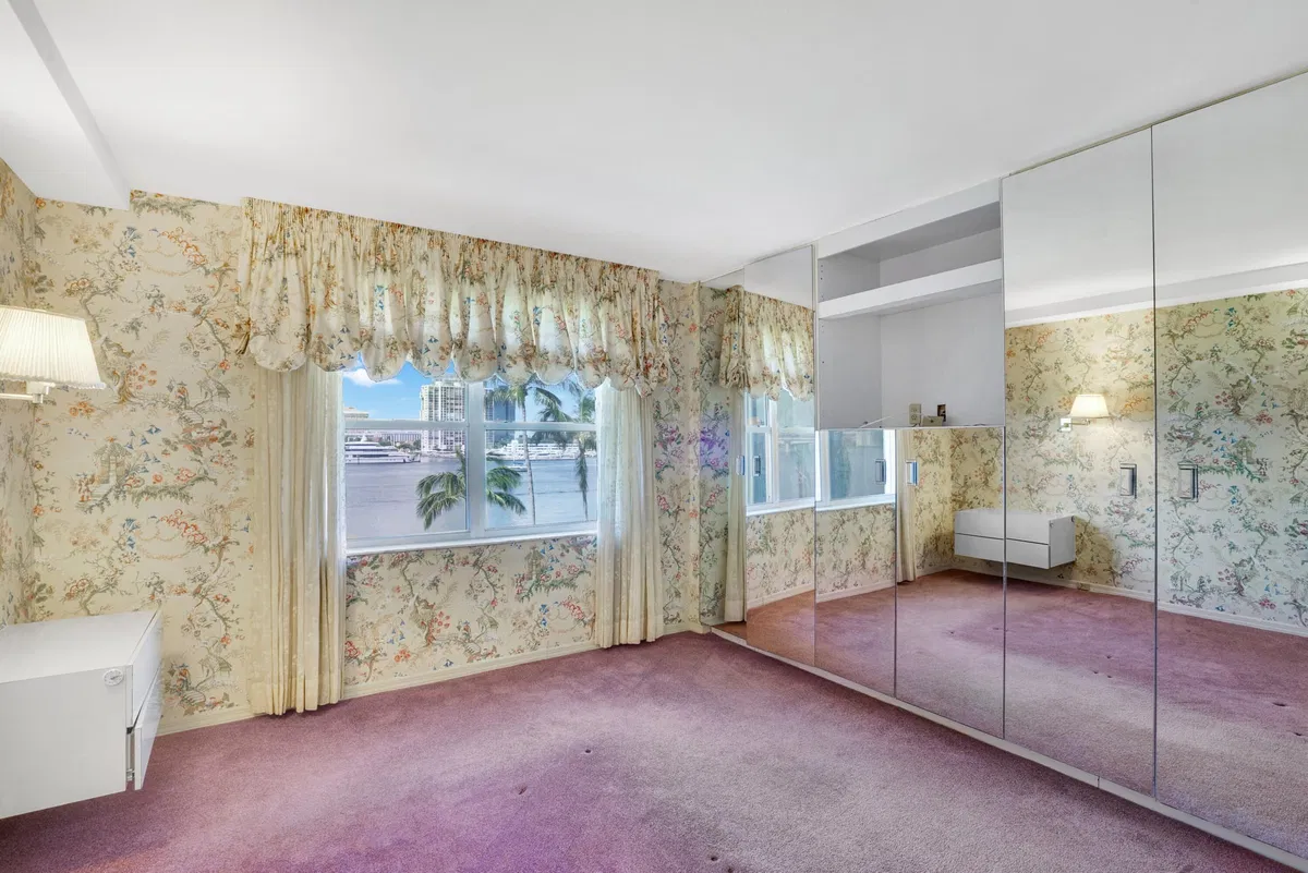 Palm Beach Towers, Palm Beach Unit 219b photo 19