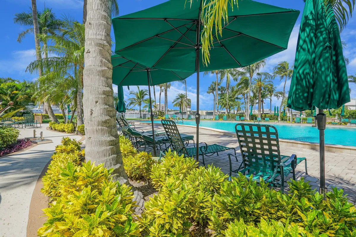 Palm Beach Towers, Palm Beach Unit 219b photo 25