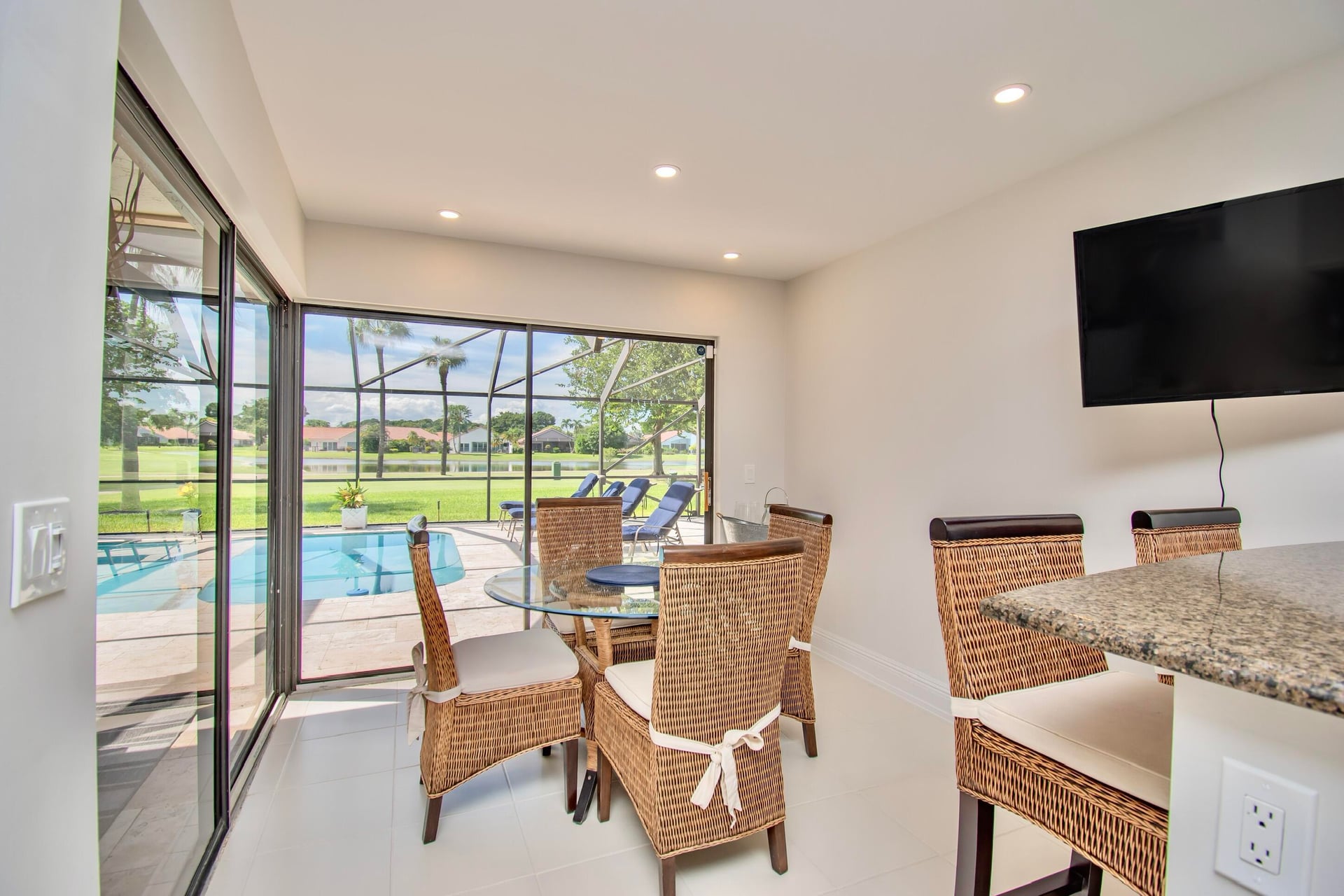  Residence photo 25