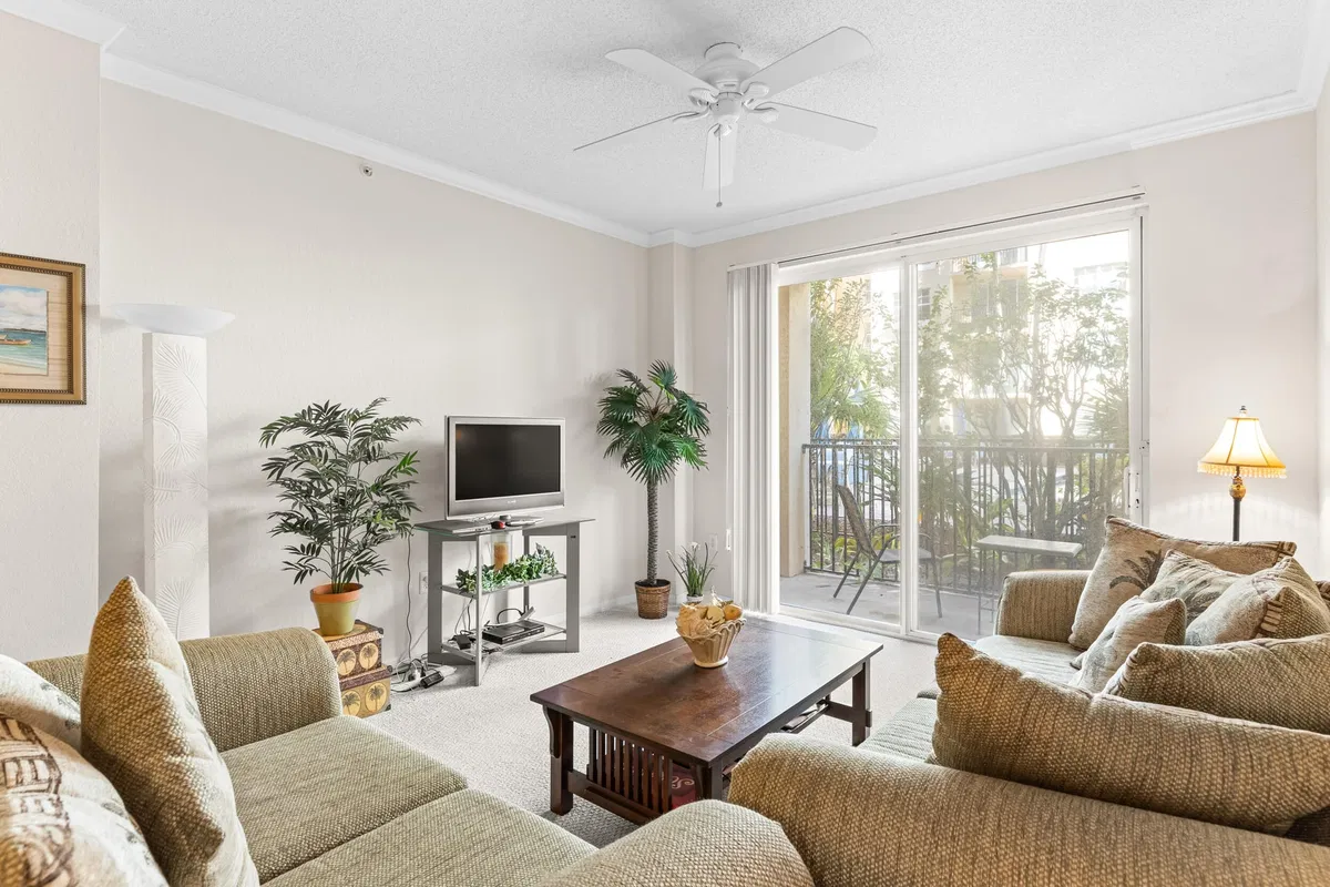 Flagler Pointe Unit 103 photo 10