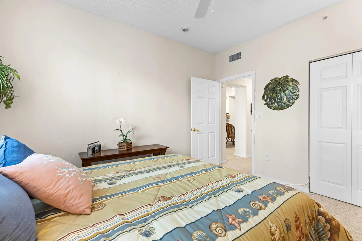 Flagler Pointe Unit 103 photo 19