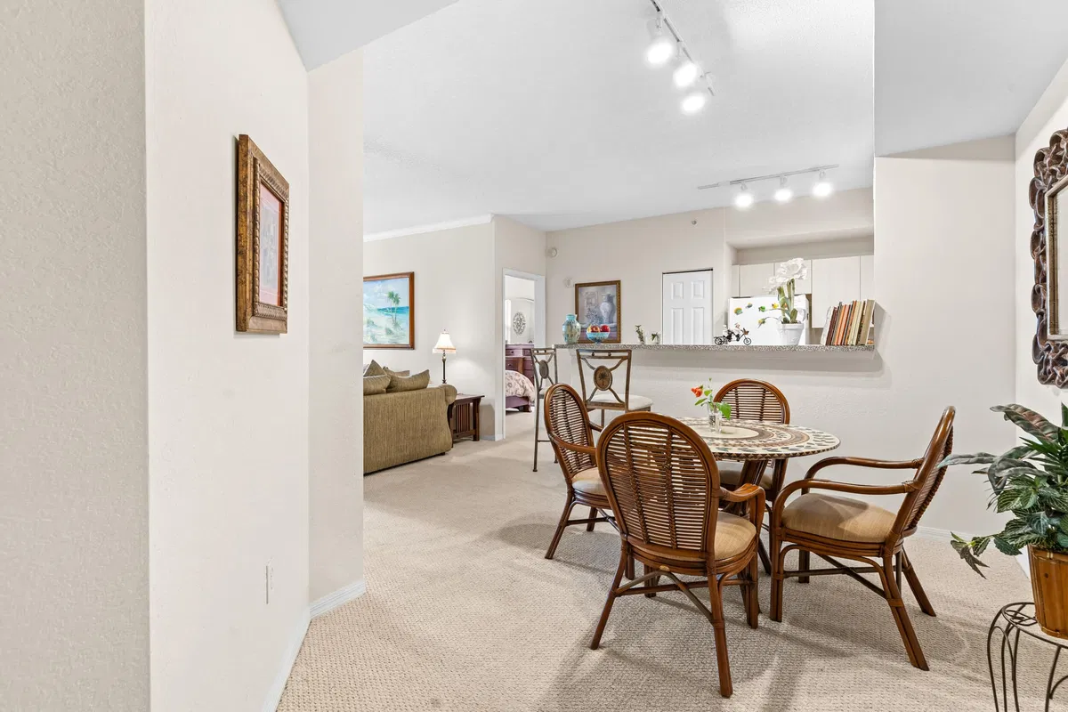 Flagler Pointe Unit 103 photo 22