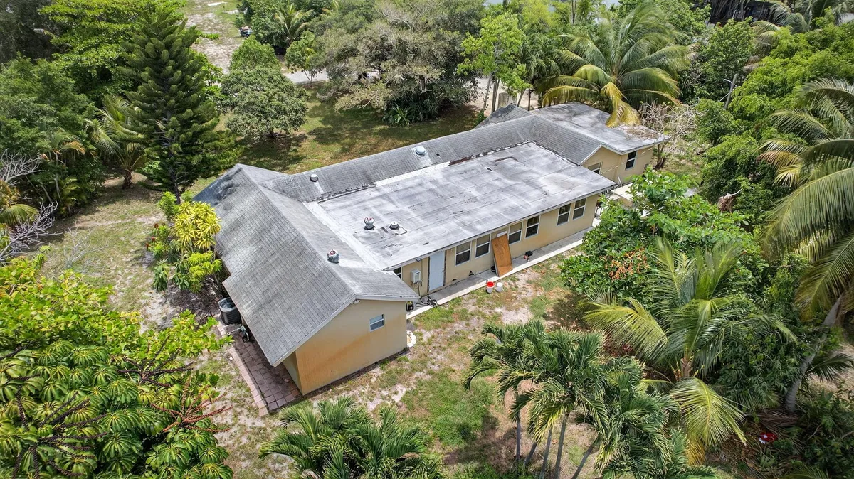 Residence photo 10