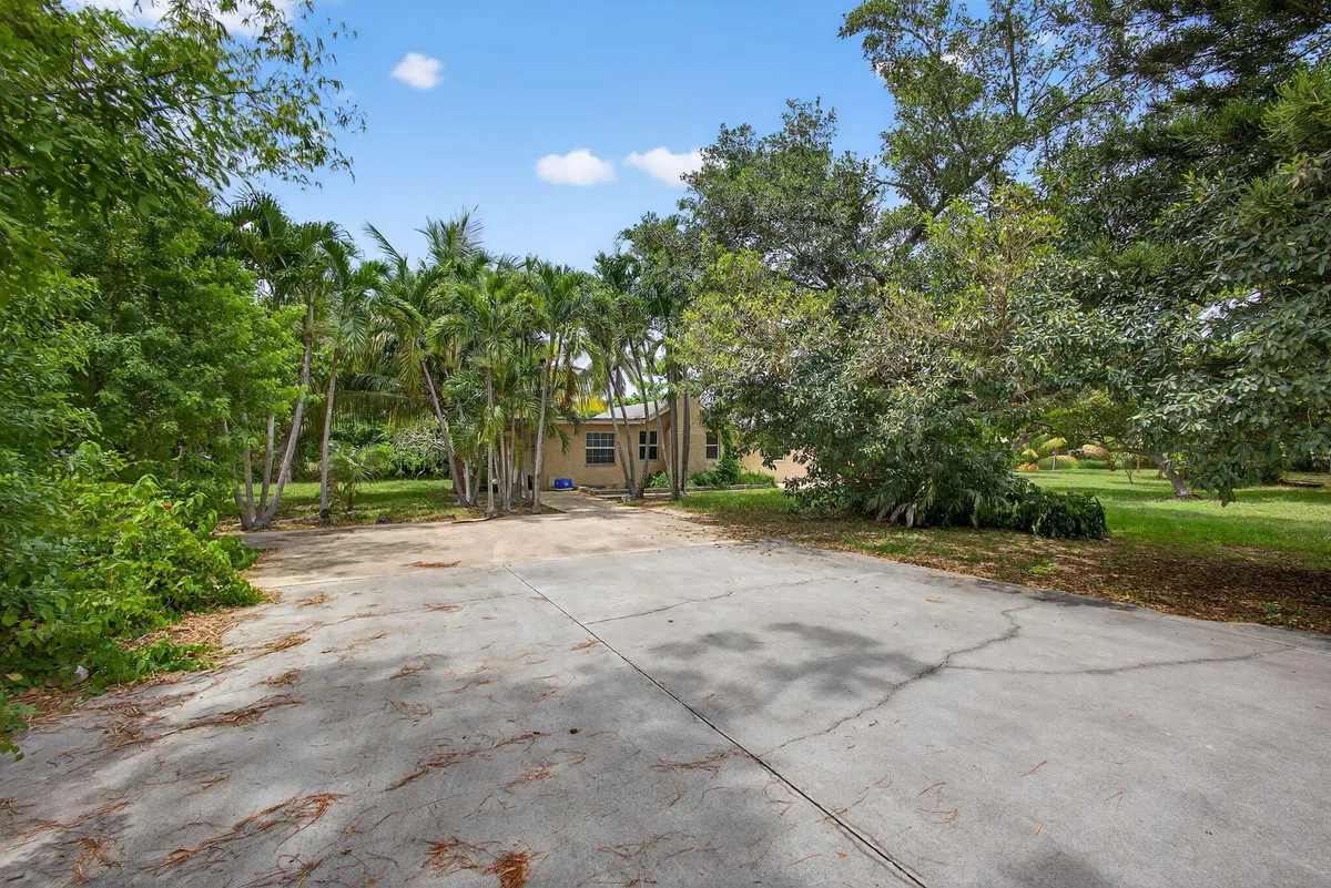 Residence photo 22