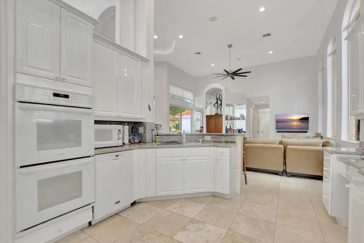 Boca Grove Residence photo 13