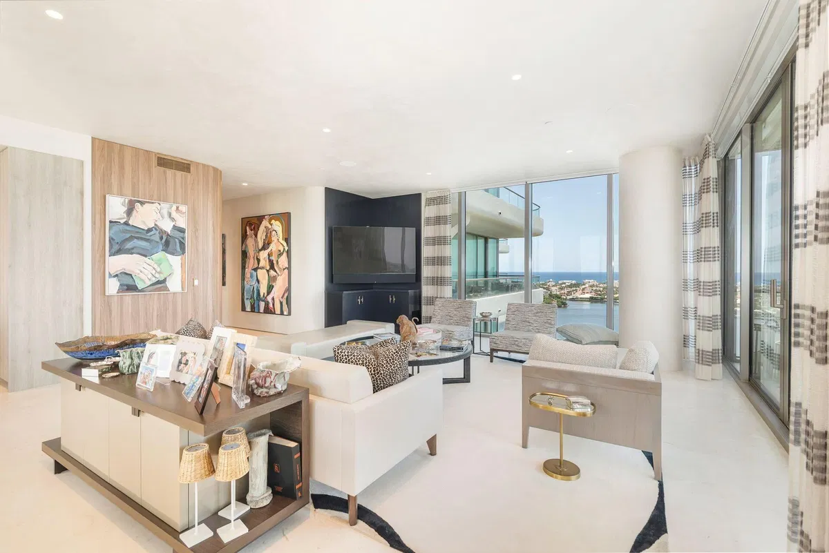 La Clara Palm Beach Unit 2101 photo 7