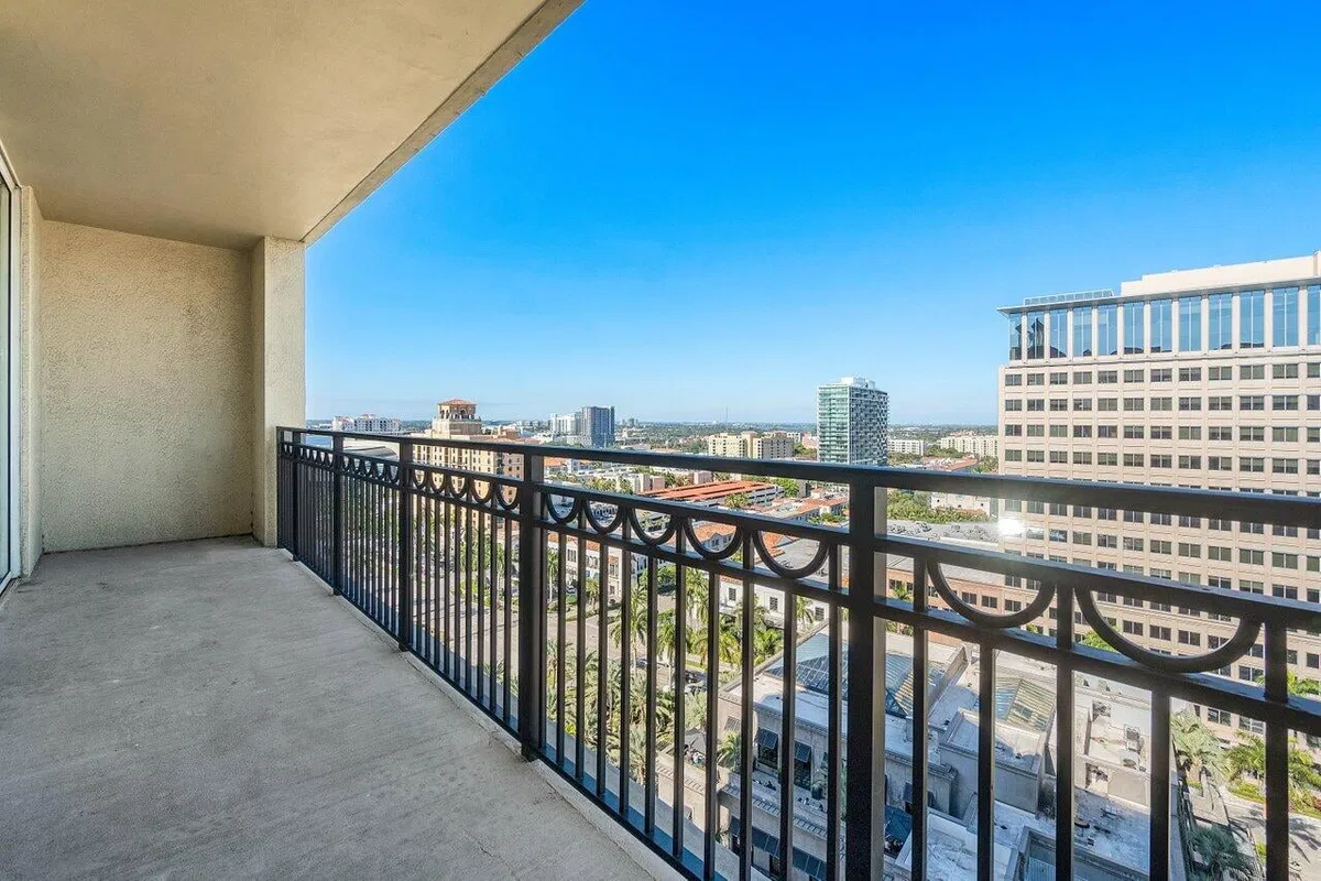 CityPlace South Tower Unit 1709 photo 10