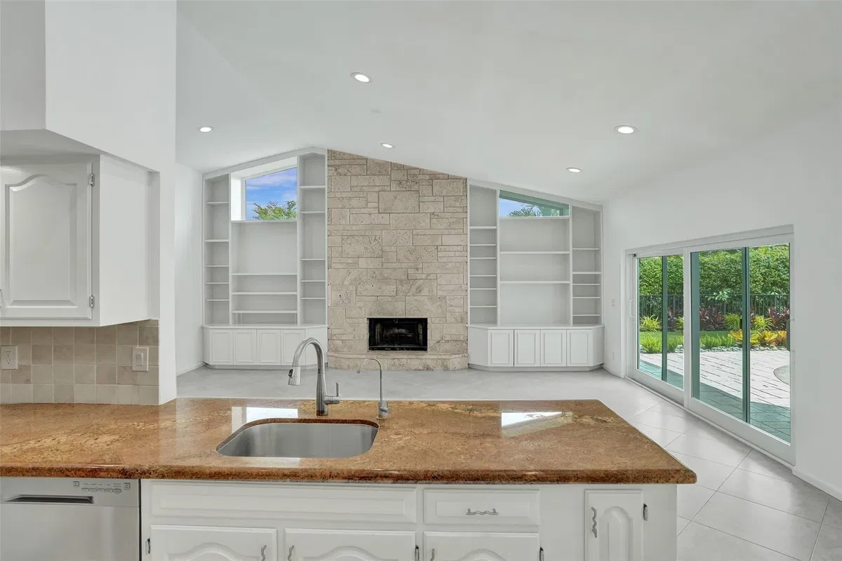 Colonnade Boca Raton Residence photo 10