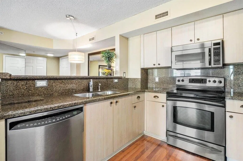 Flagler Pointe Unit 429 photo 4