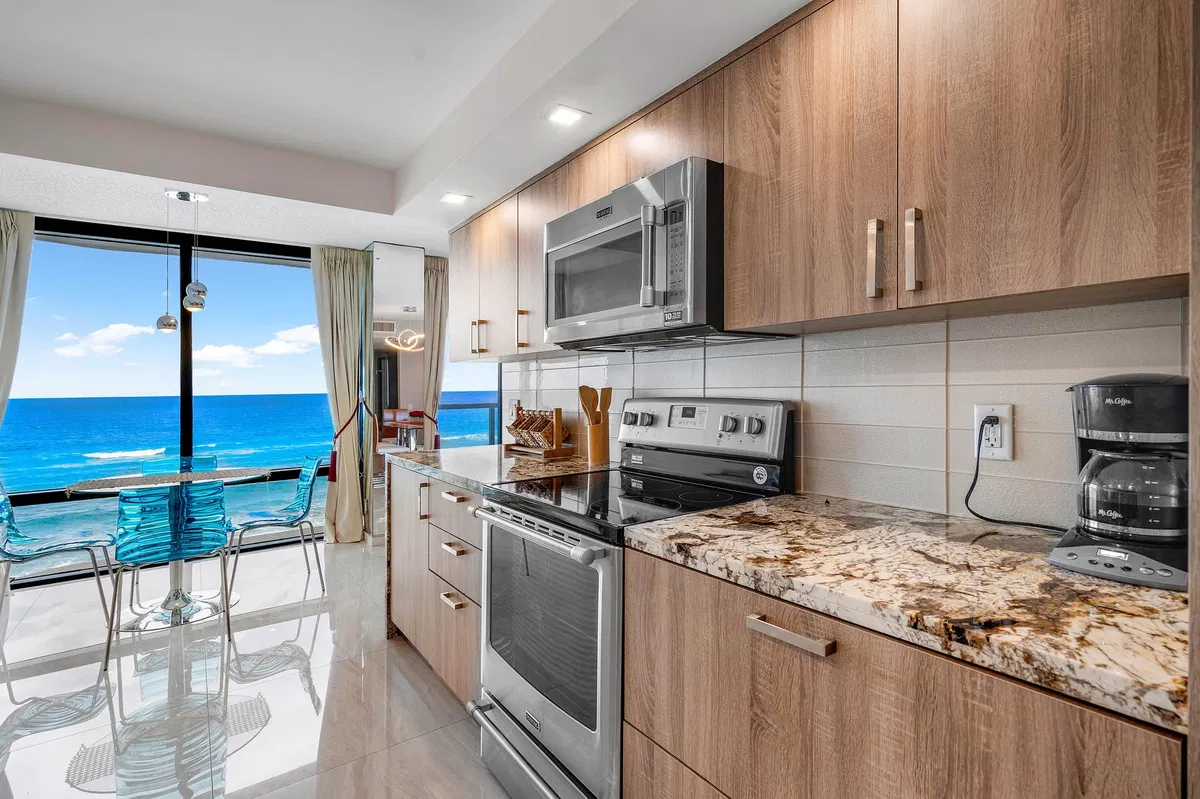 Boca Raton Unit 7e photo 19