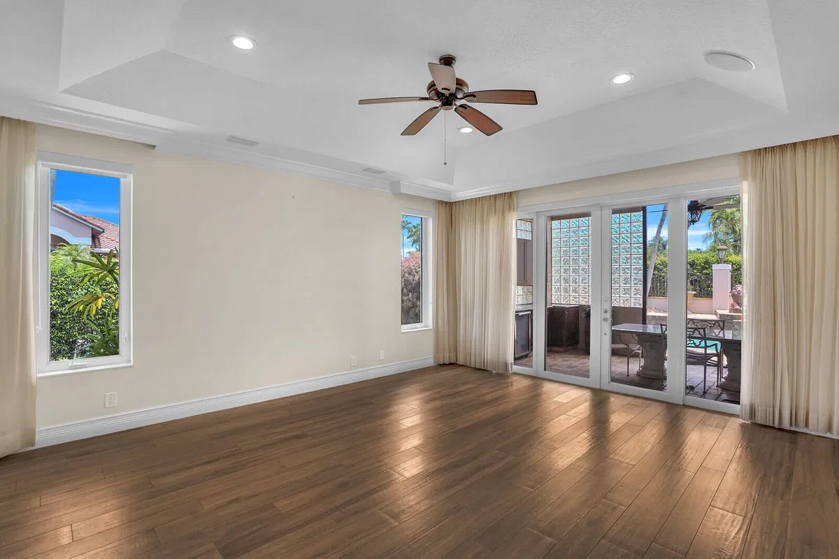 Boca Isles Residence photo 37