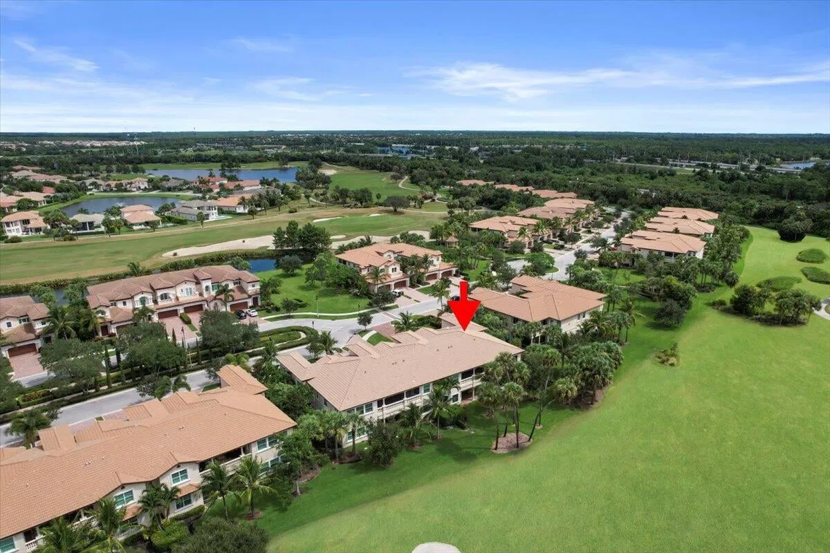 Jupiter Country Club Unit 108 photo 4