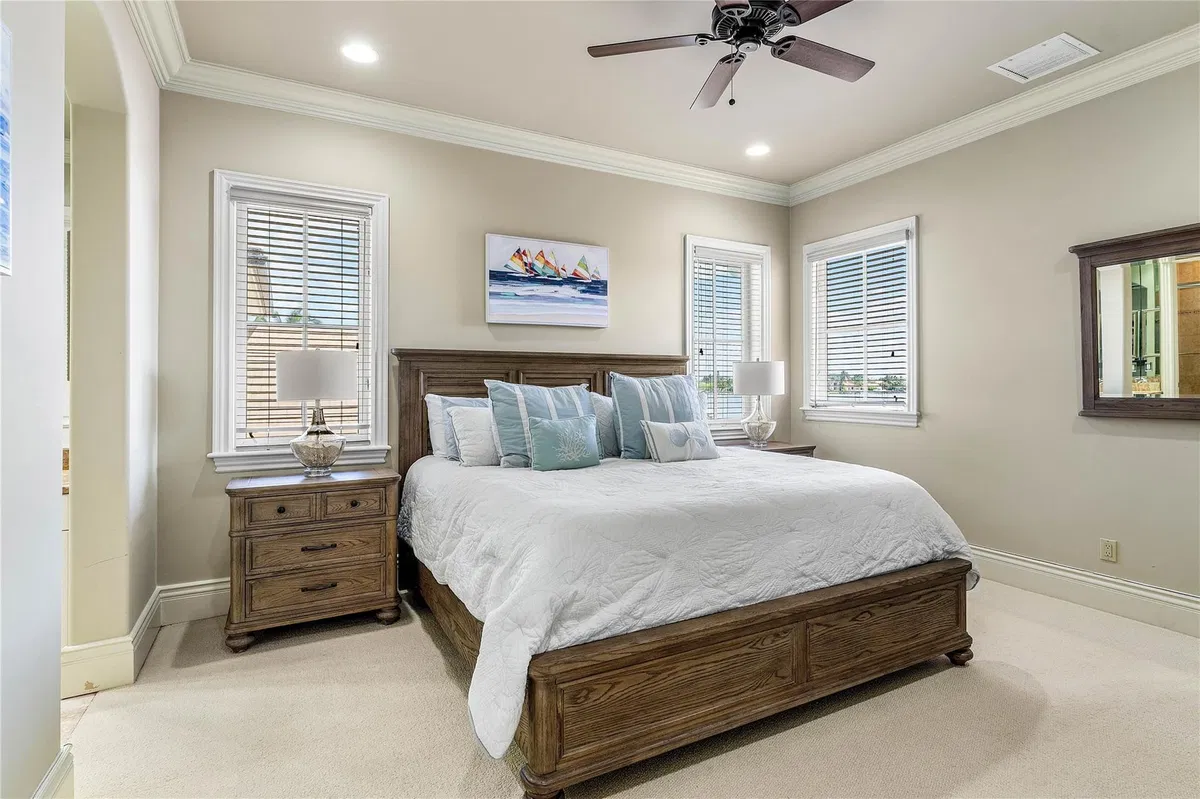  Residence photo 43