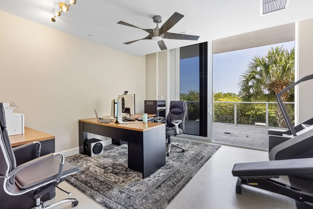 Azure Palm Beach Gardens Unit 211 photo 19