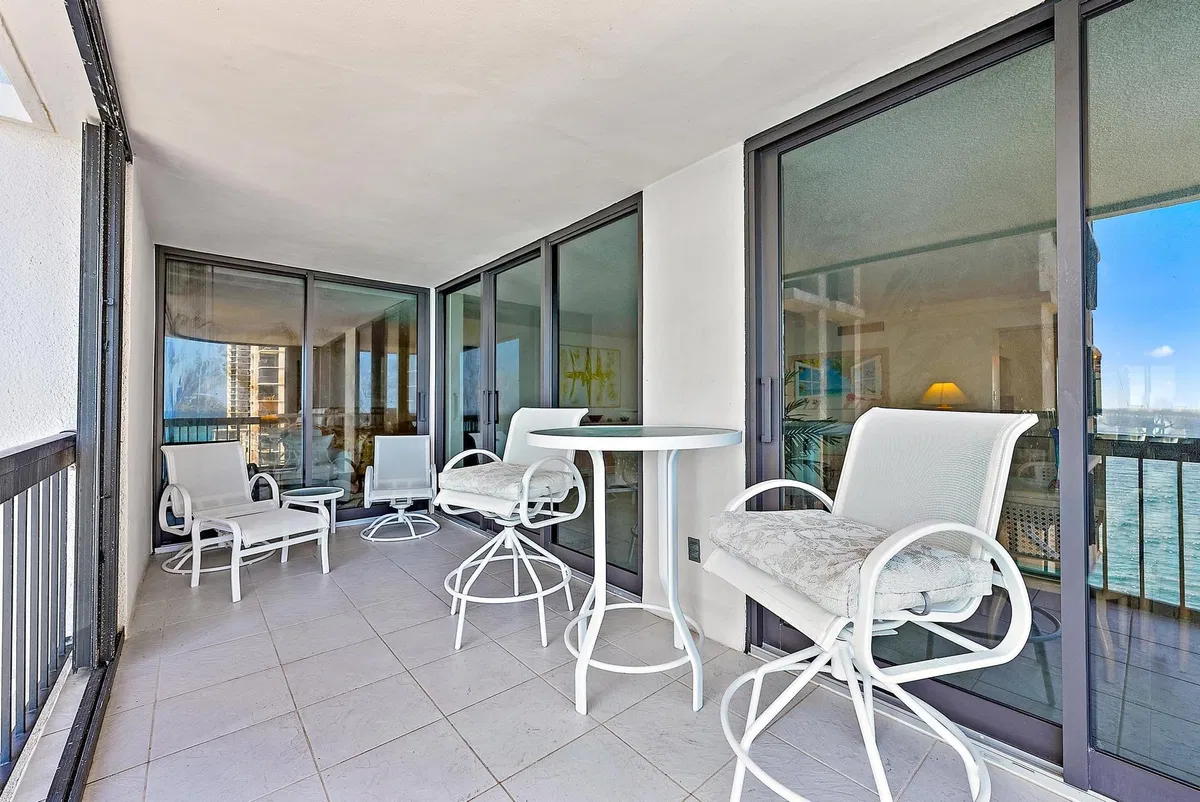 Eastpointe Singer Island Unit 12f photo 13