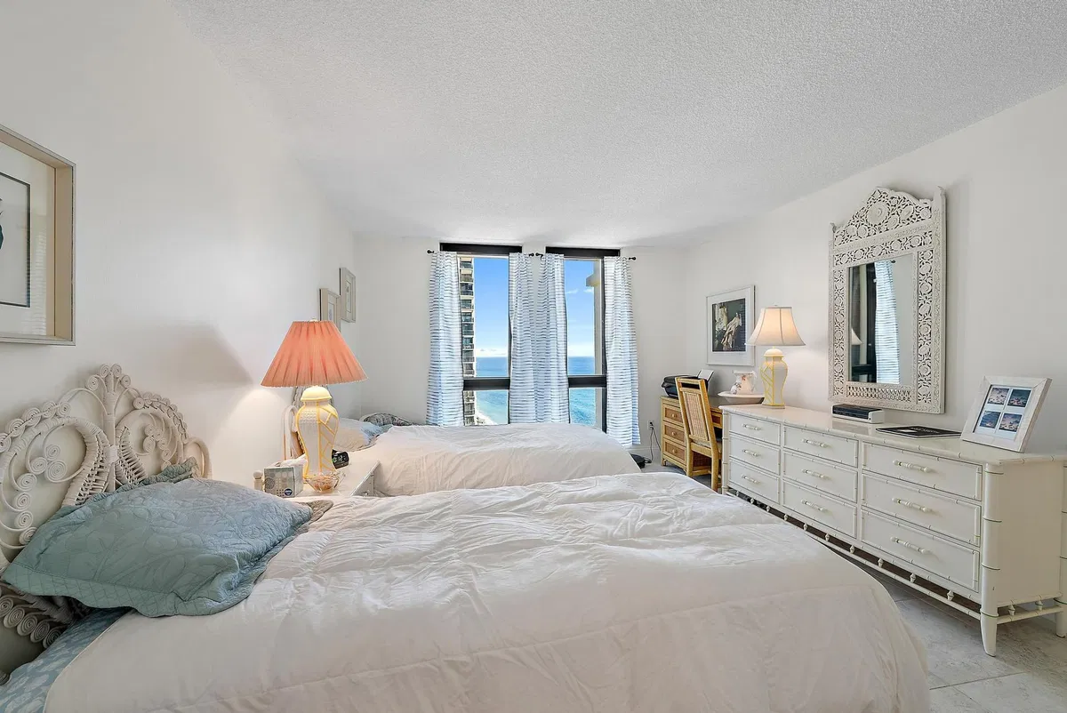 Eastpointe Singer Island Unit 12f photo 16