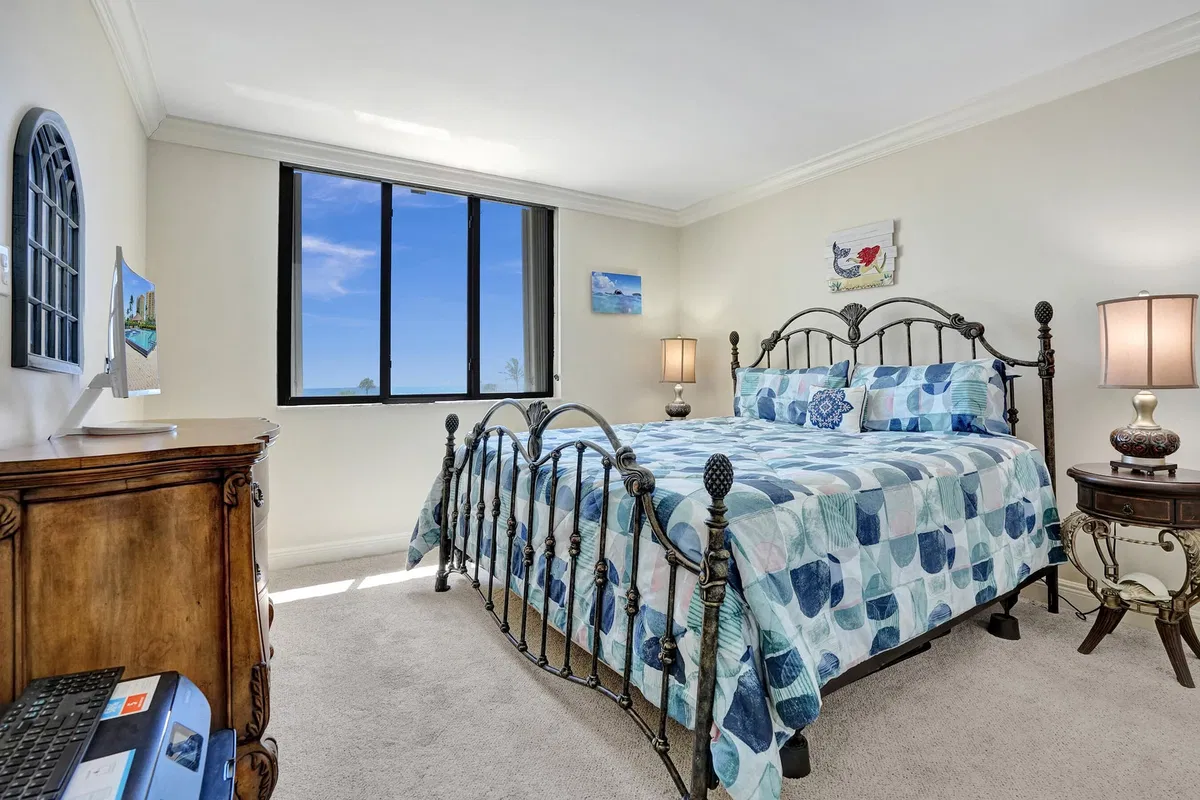 Unit 308 photo 34