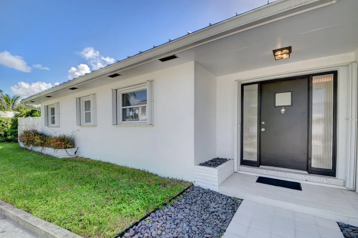 Palm Beach Isles Residence photo 13