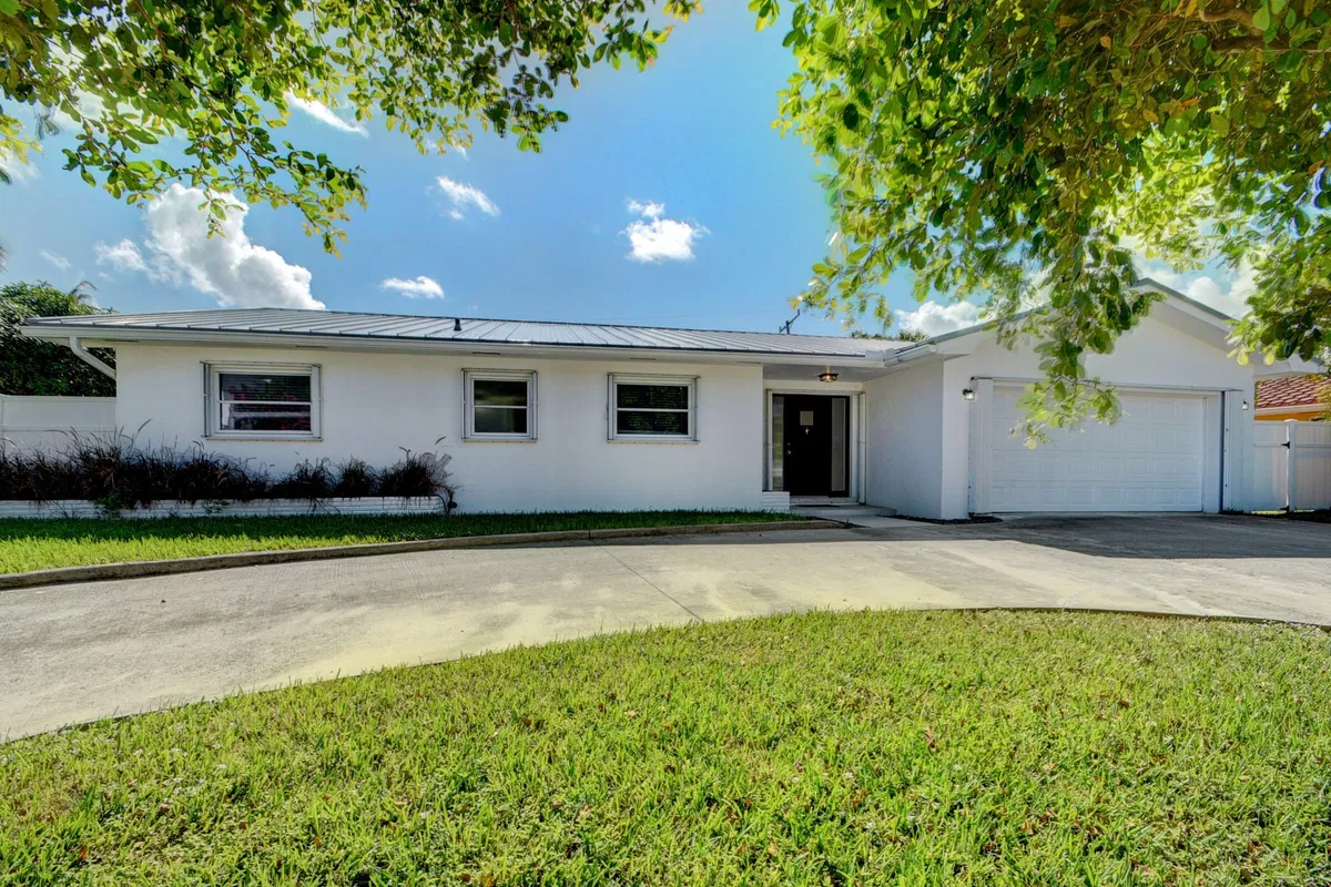 Palm Beach Isles Residence photo 19