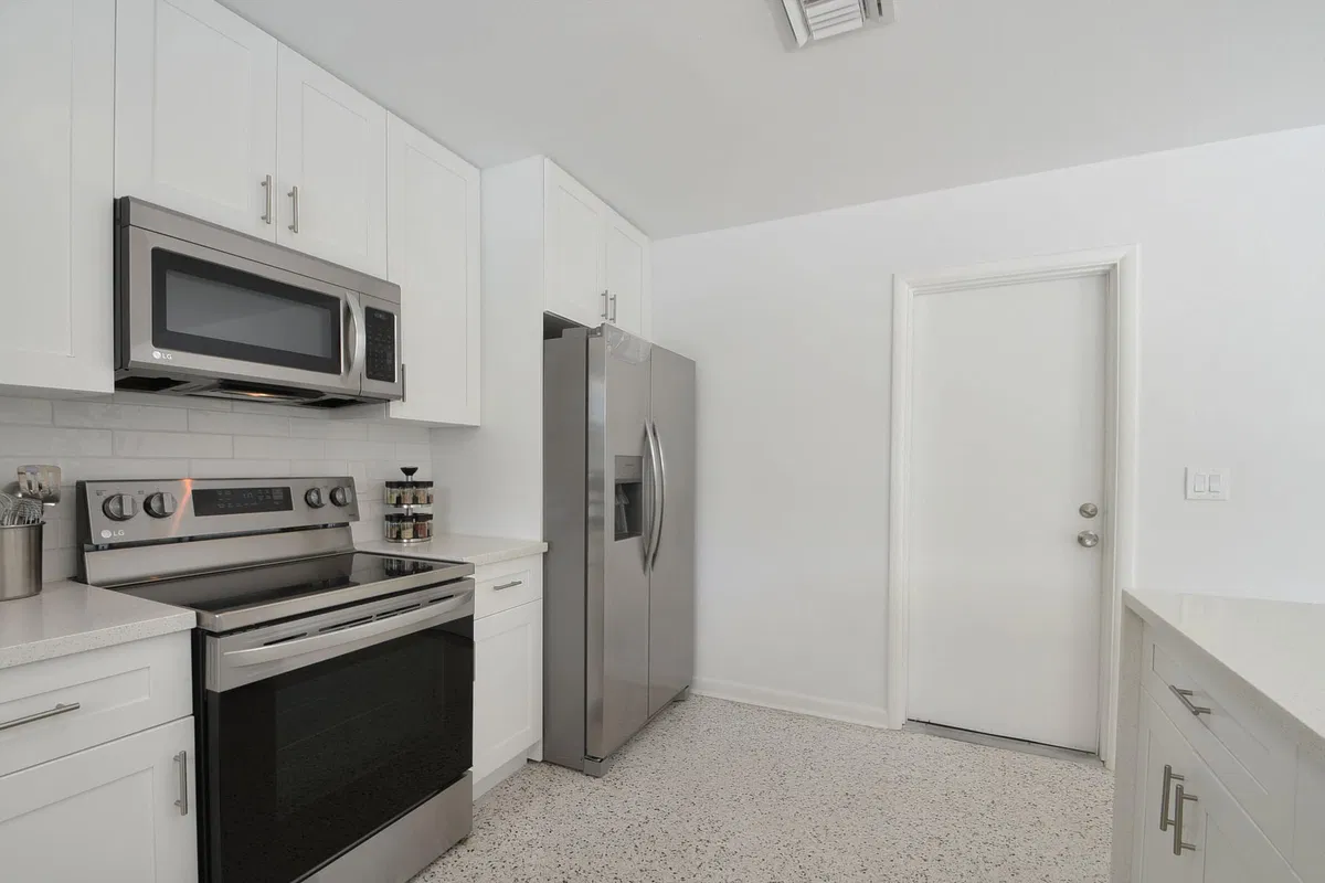 Palm Beach Isles Residence photo 40