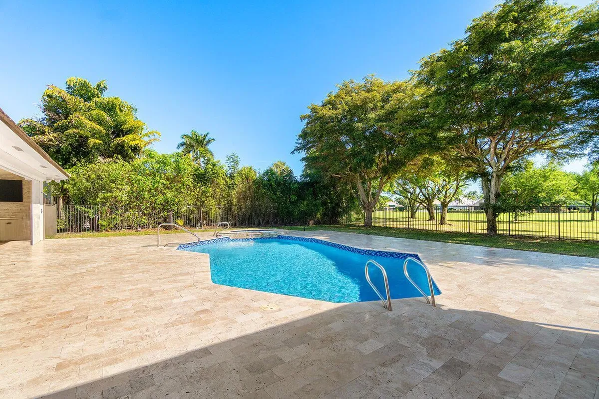 Bocaire Country Club Residence photo 37