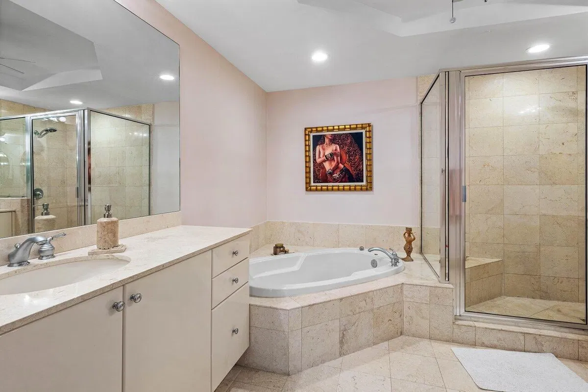 One City Plaza Unit 1012 photo 19