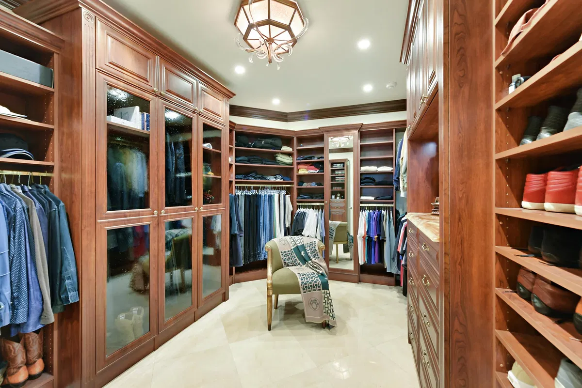 St. Andrews Country Club Residence photo 37