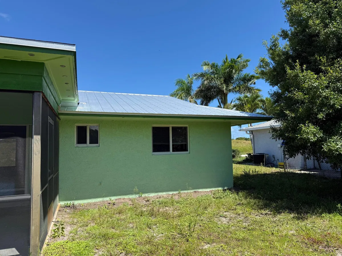 Residence photo 61