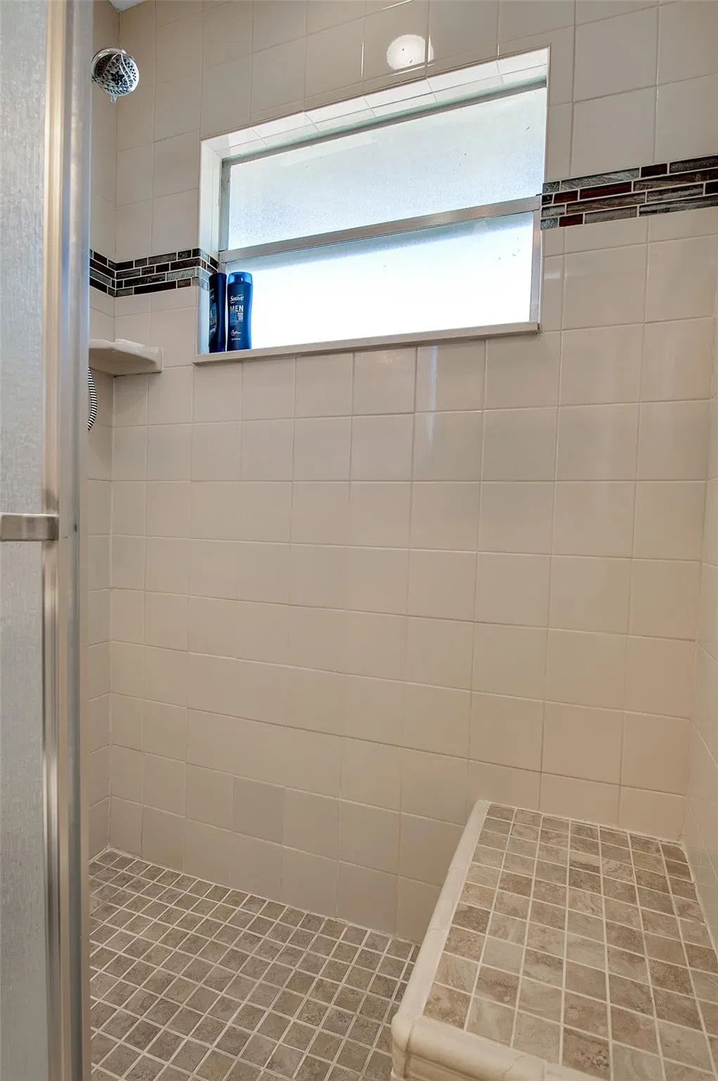 Unit 409 photo 22