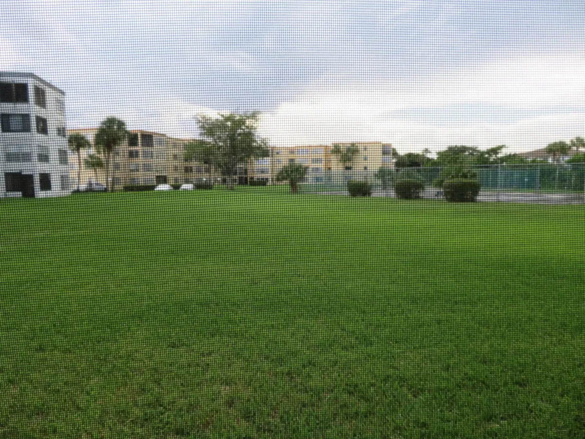Unit 117 photo 34