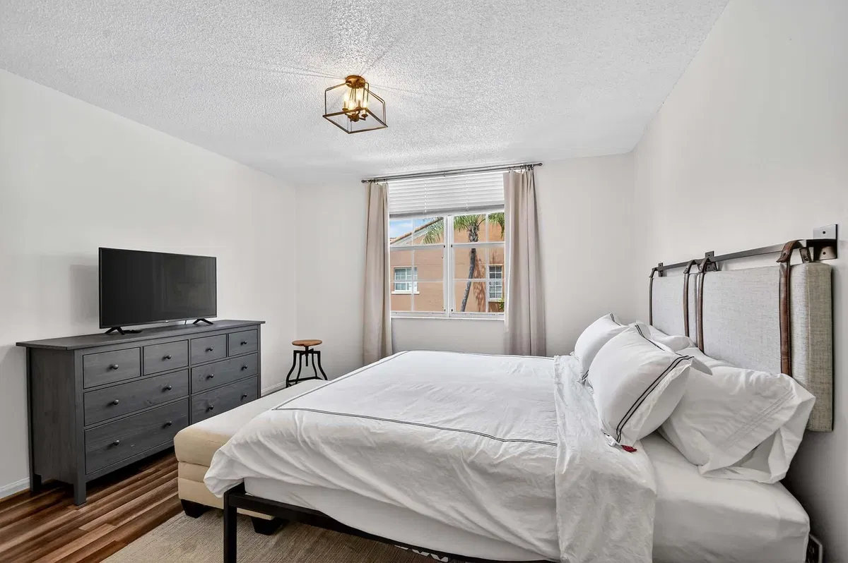  Unit 206 photo 31