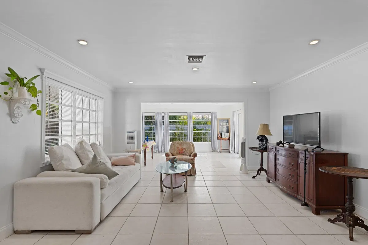Old Northwood Residence photo 7