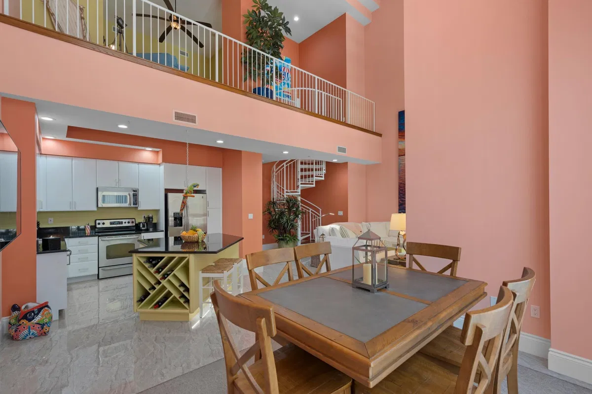 One City Plaza Unit 228 photo 10