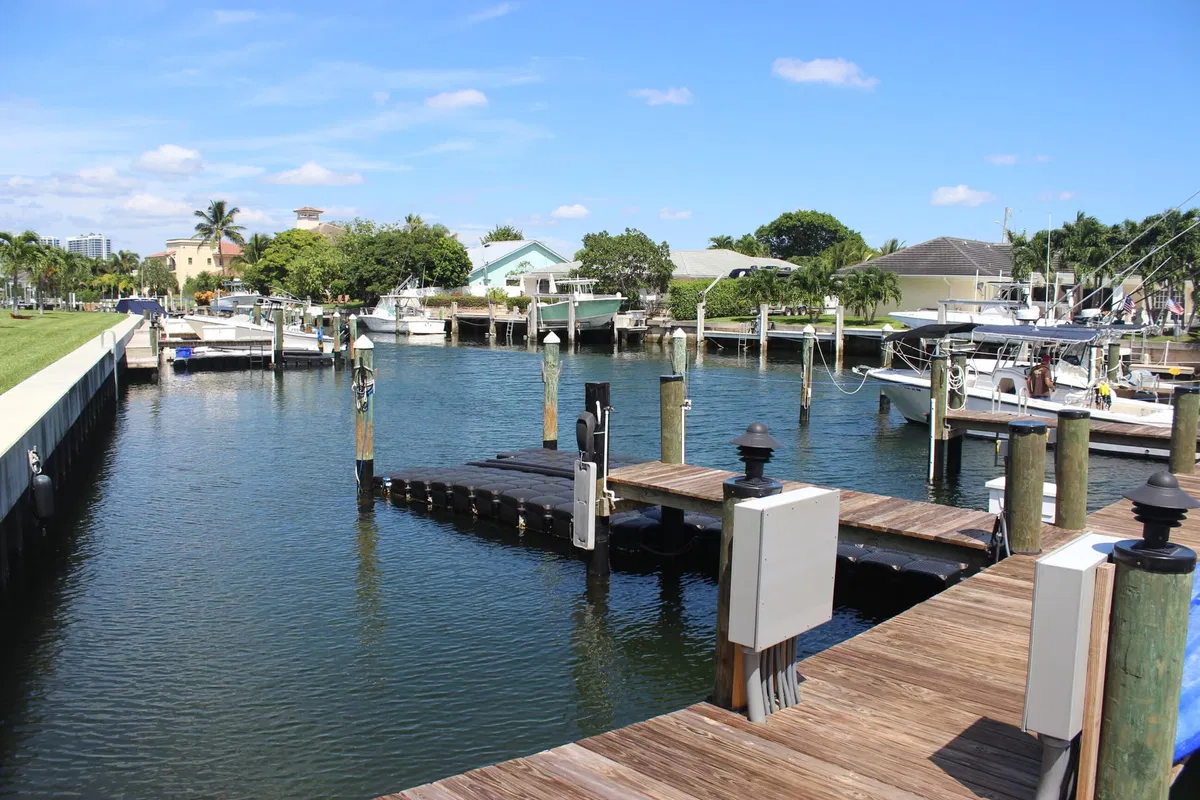 Singer Island Residence photo 19