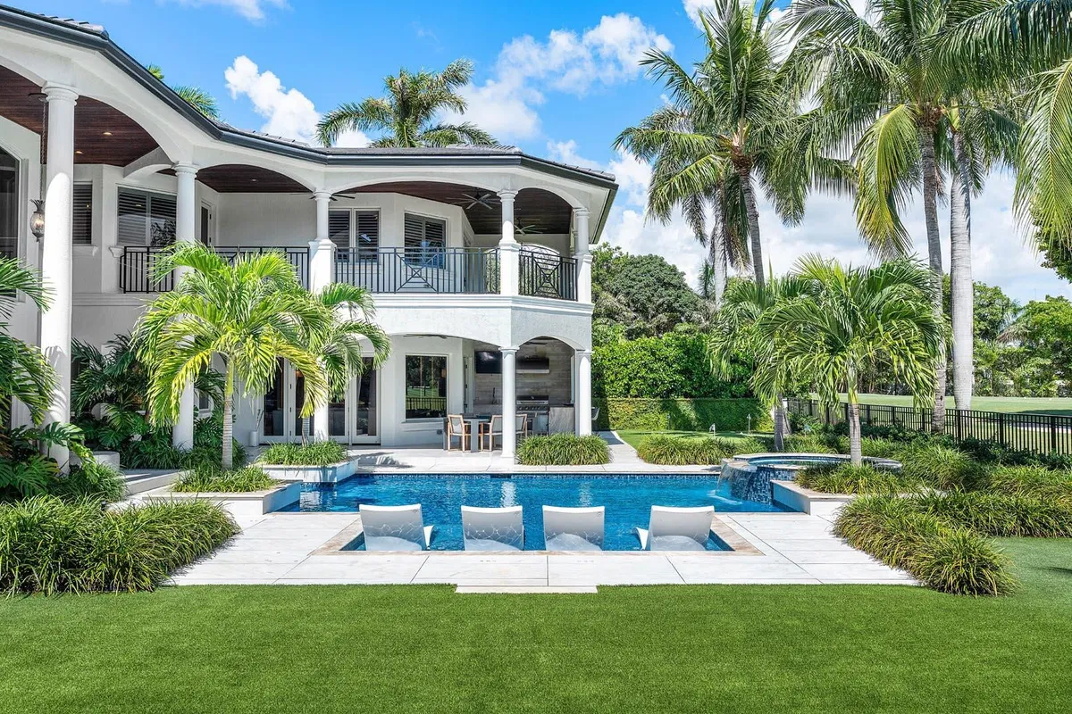 Royal Palm Yacht and Country Club Residence photo 31