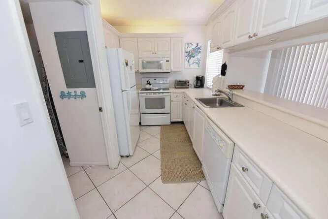 Unit F306 photo 7
