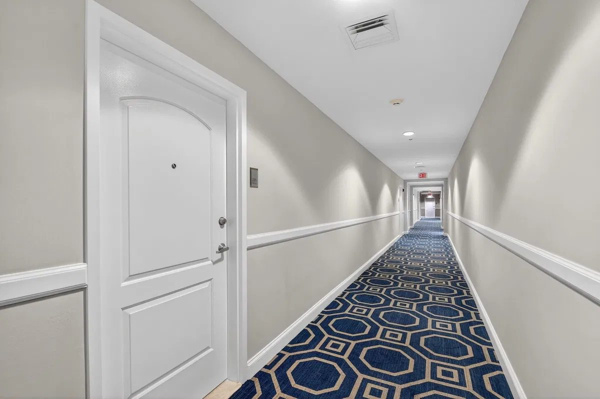 One City Plaza Unit 1022 photo 7