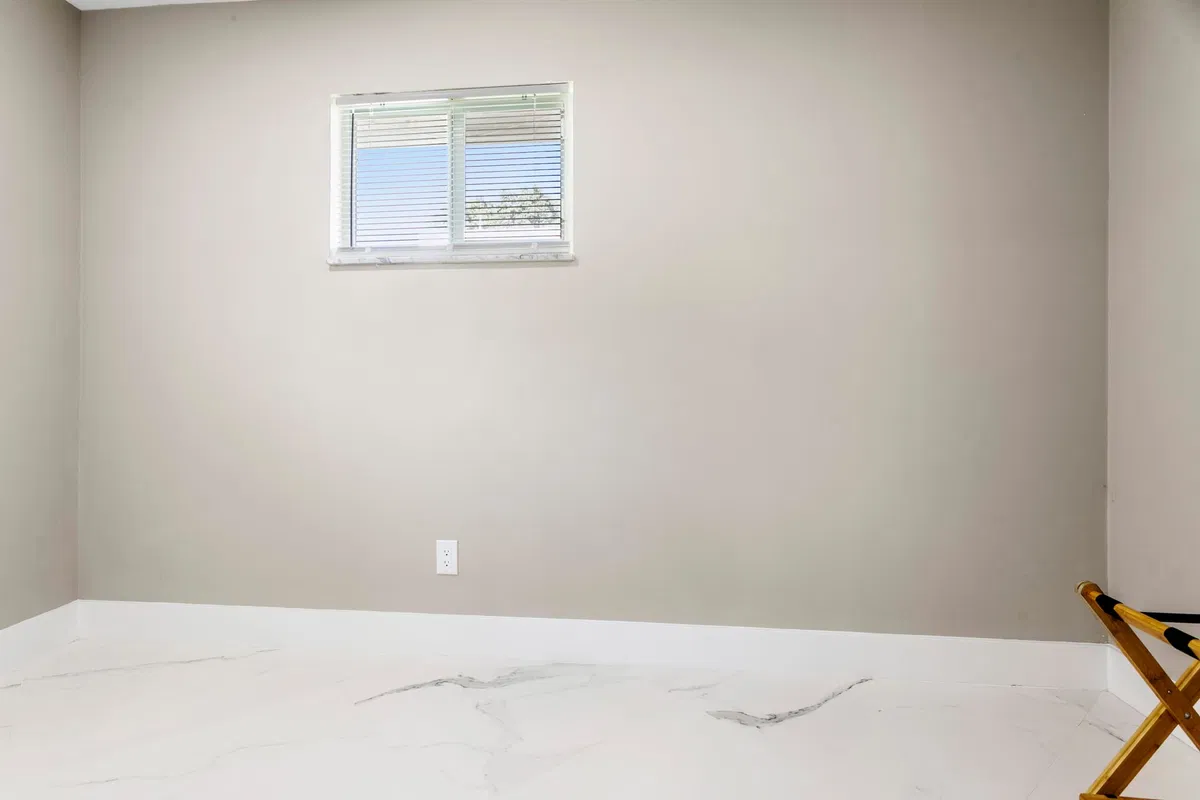  Residence photo 25