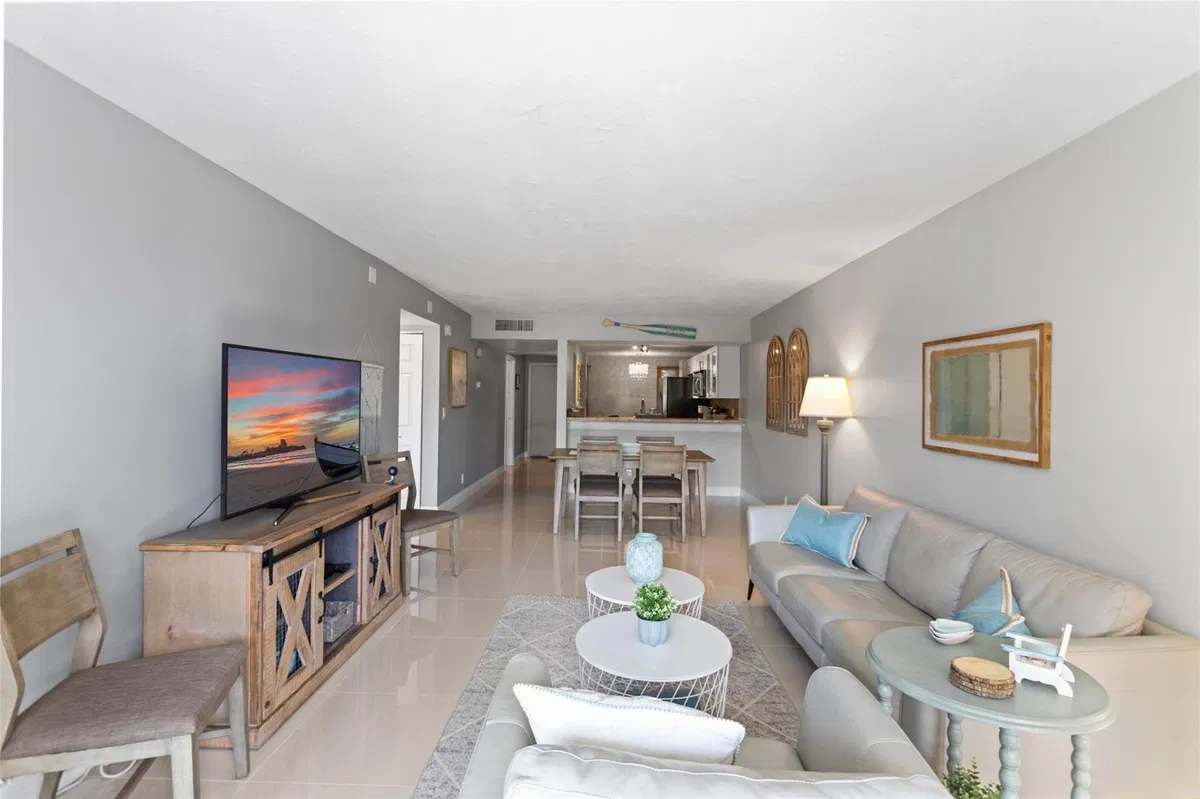 Boca Raton Unit 302 photo 13