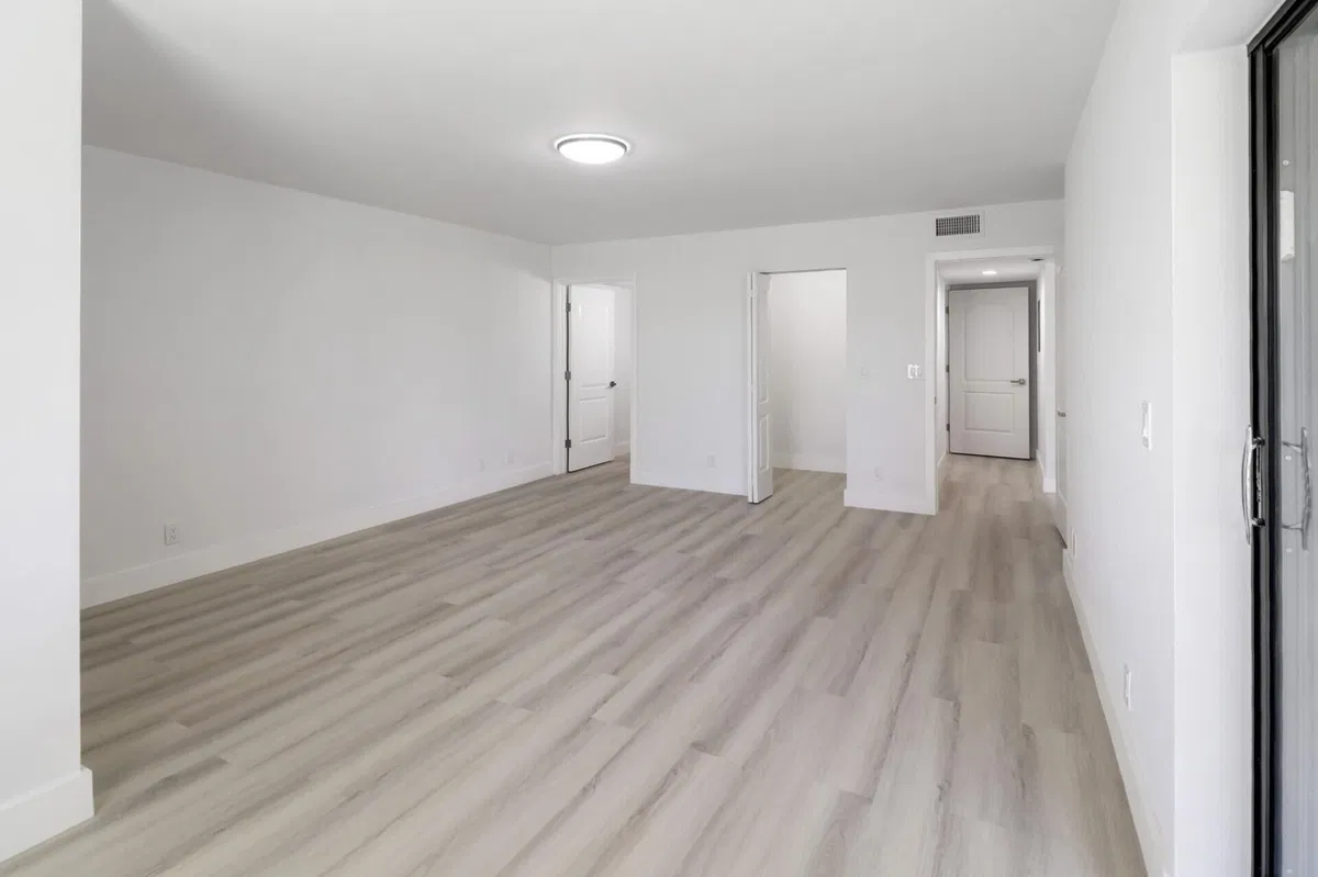  Unit 106 photo 22