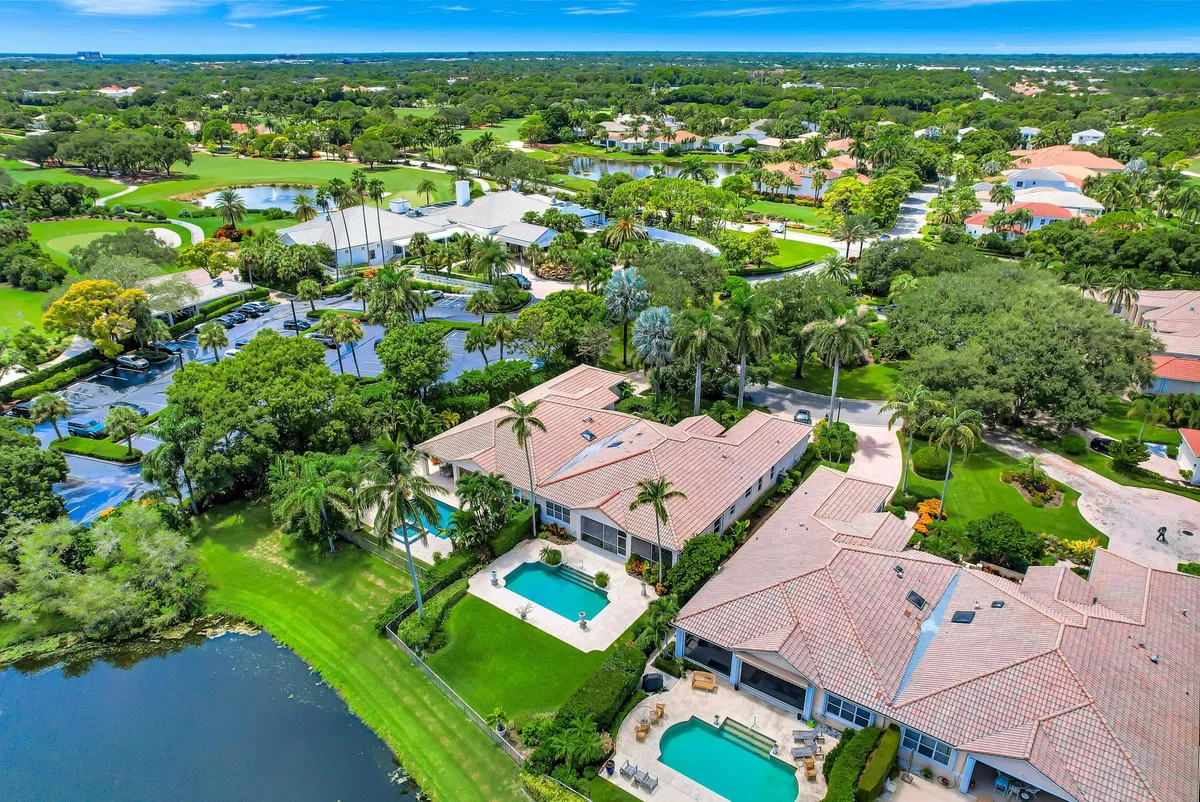 Admirals Cove Residence photo 19