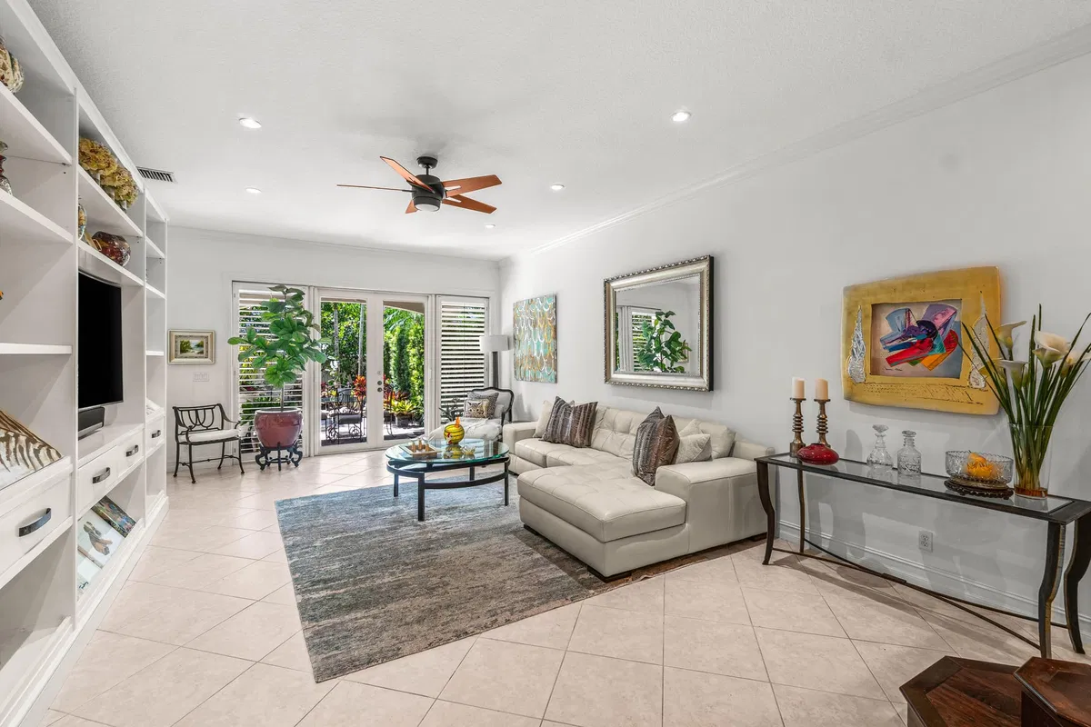 Palm Trail Delray Beach Residence photo 10