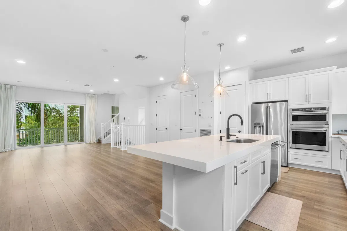 Alton Homes Palm Beach Gardens Residence
